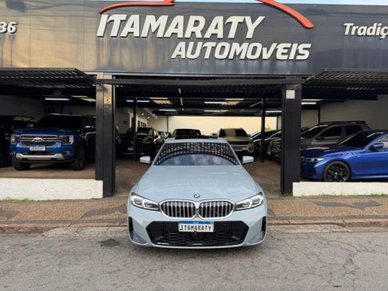 BMW 320i 2.0 16V TURBO FLEX M SPORT AUTOMÁTICO BMW 320i 2.0 16V TURBO FLEX M SPORT AUTOMÁTICO